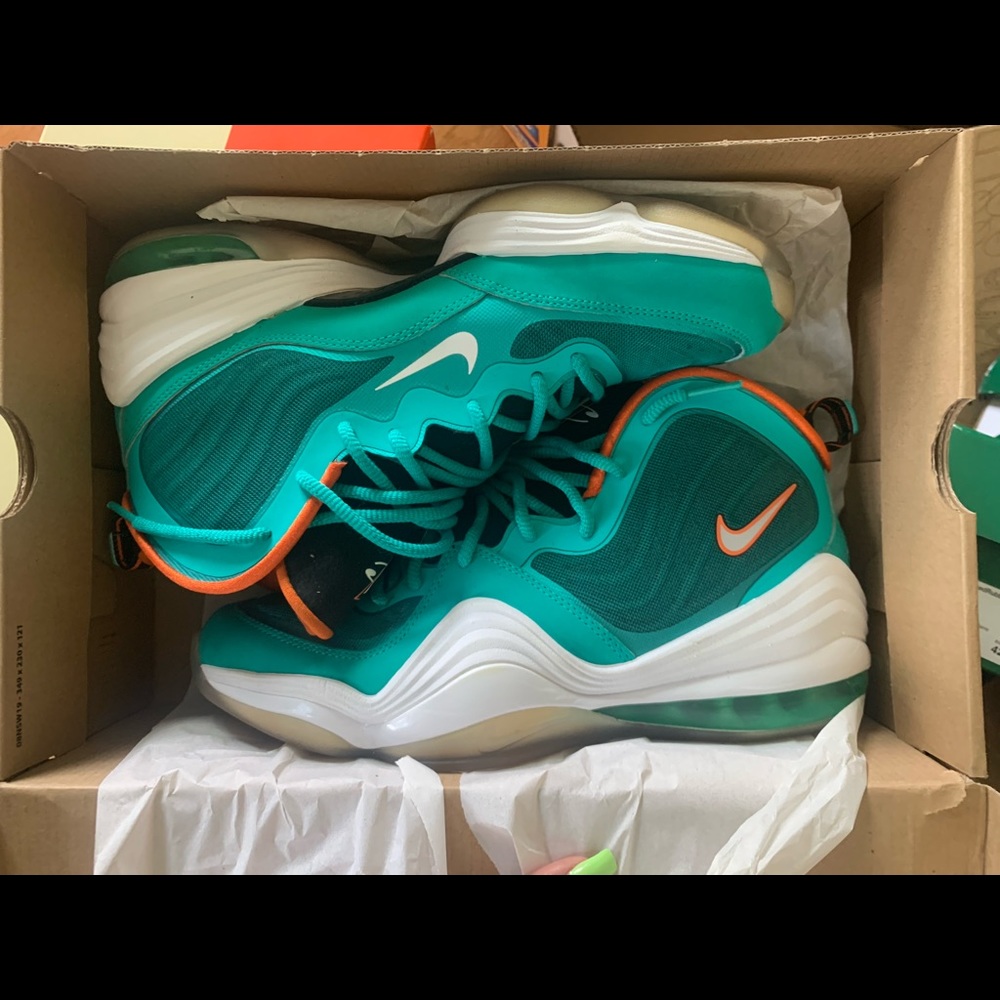 Nike air penny V . Miami dolphins